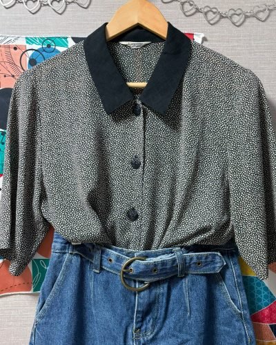 日本古著 ❁ 黑色拼接領子刺繡花邊襯衣