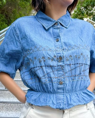 日本古著 ❁ 牛仔刺繡花紋短身束腰上衣