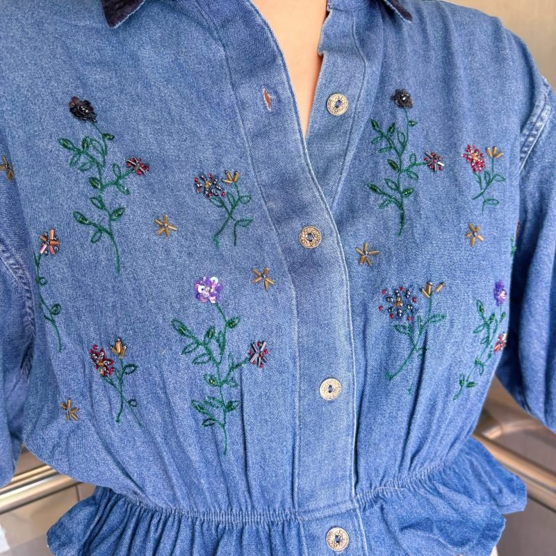 日本古著 ❁ 牛仔刺繡珠珠短身束腰上衣 - Image 2